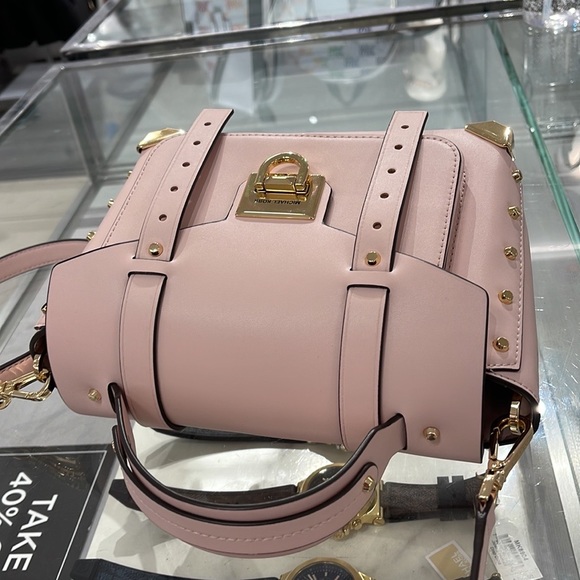 MICHAEL KORS MANHATTAN MEDIUM TOP HANDLE SCHOOL SATCHEL CROSSBODY BAG 
NWT - Picture 8 of 16